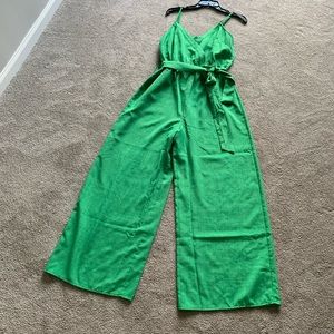 NWT Linen jumpsuit